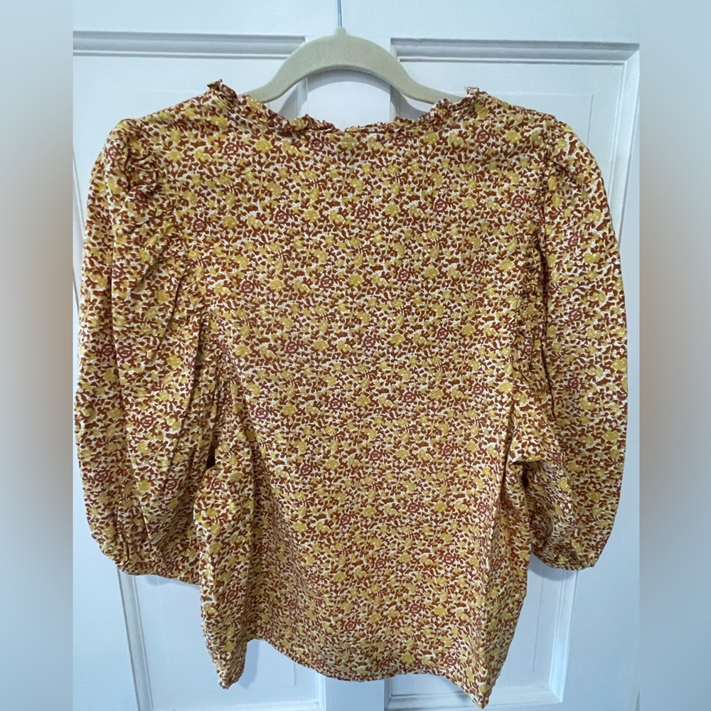 Universal Thread flowered shirt - Picture 5 of 5